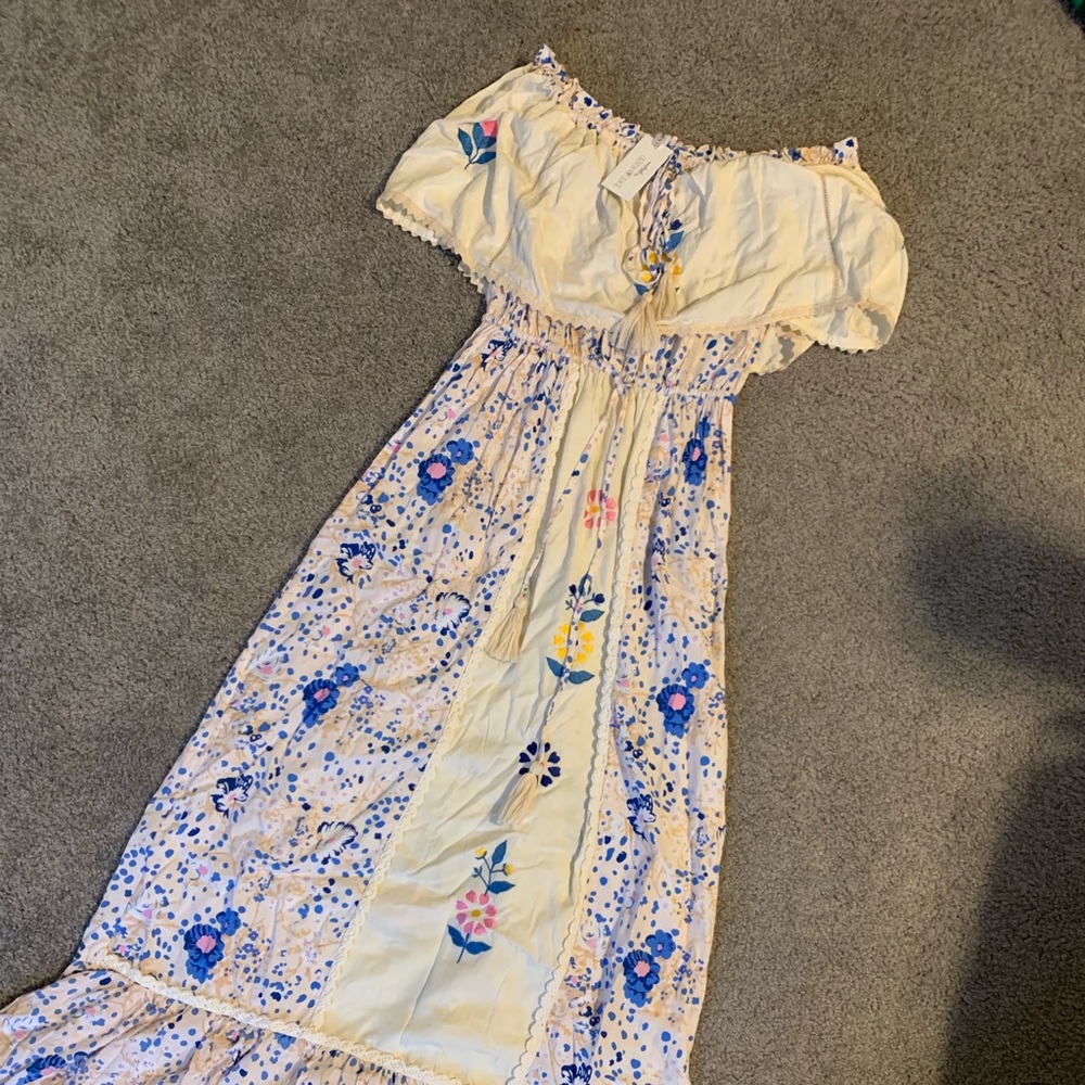 Maternity dress